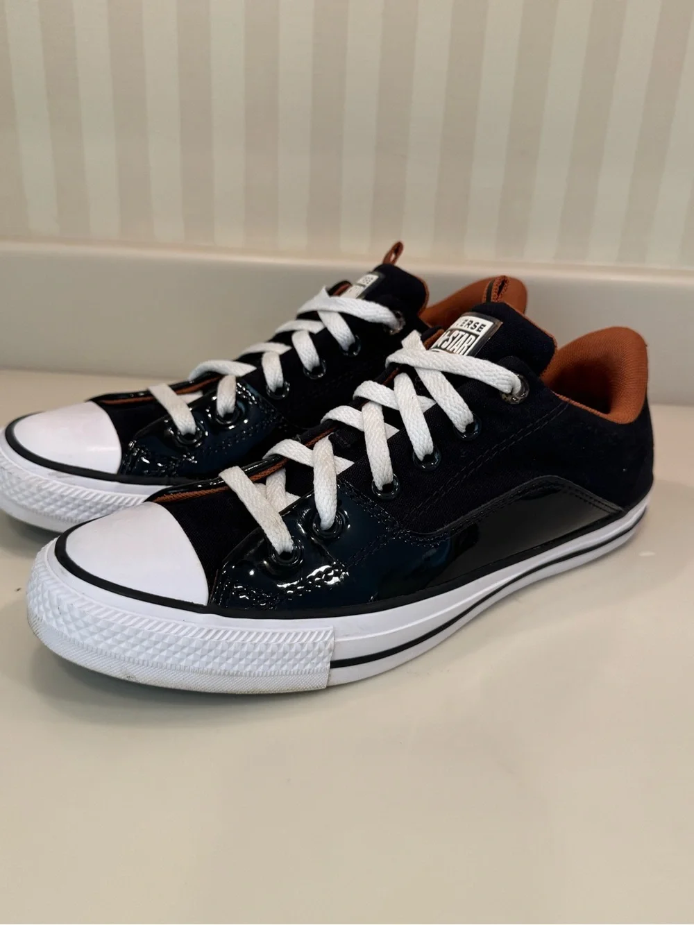 Converse Chuck Taylor All Star Rave Canvas And Patent Leather Sneakers Size 9 - Picture 6 of 16